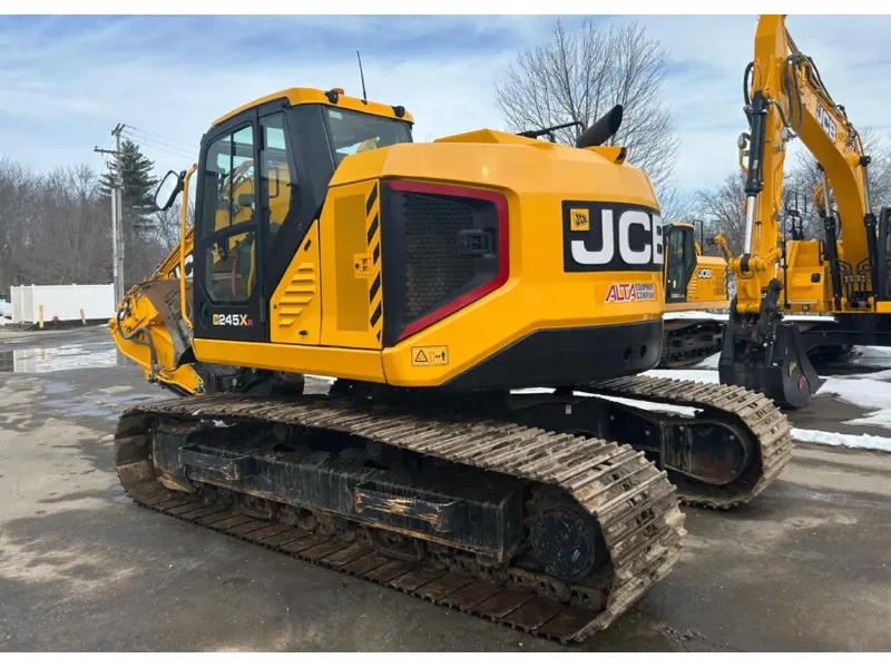 2022 JCB 245XR