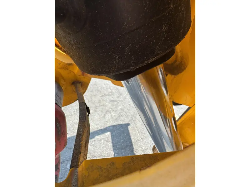 2020 JCB 510-56