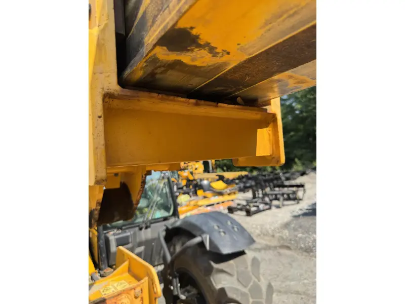 2020 JCB 510-56