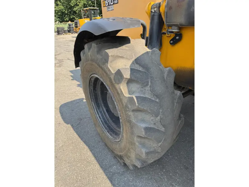 2020 JCB 510-56