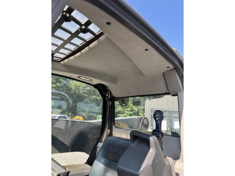 2014 VOLVO MCT125C