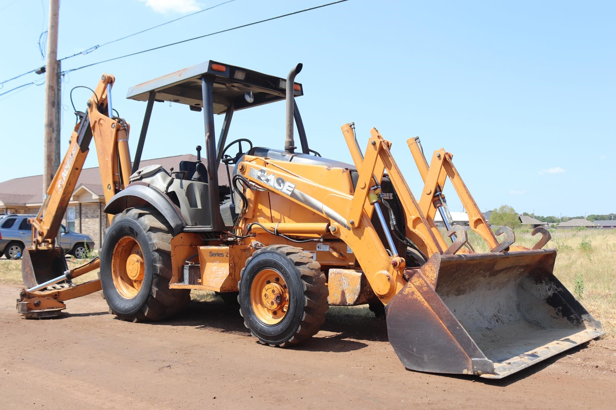 2004 CASE 580M II in Lindale, TX