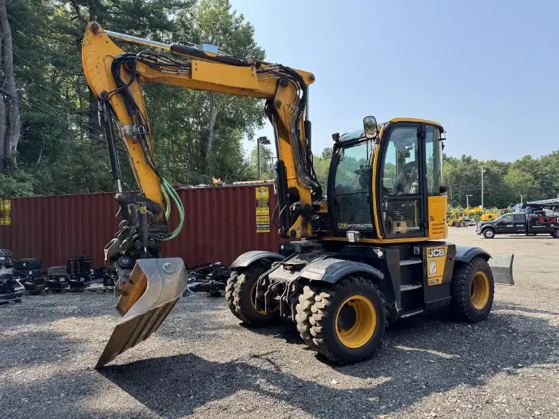 2017 JCB HYDRADIG 110W