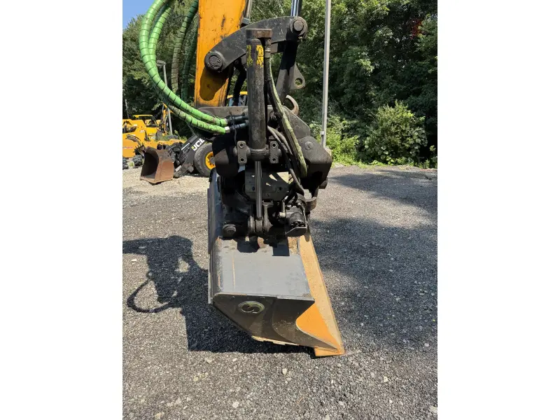 2017 JCB HYDRADIG 110W
