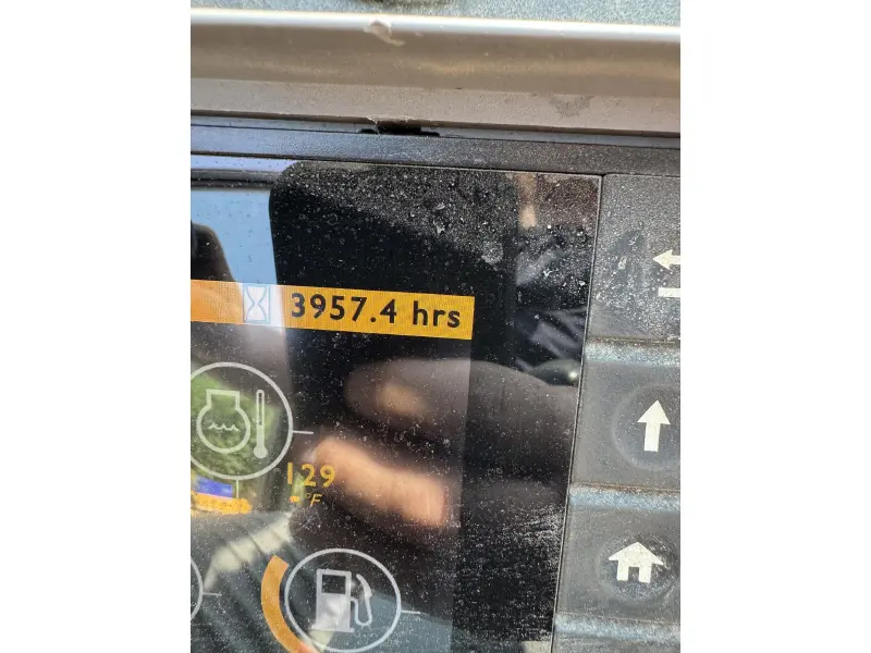 2017 JCB HYDRADIG 110W
