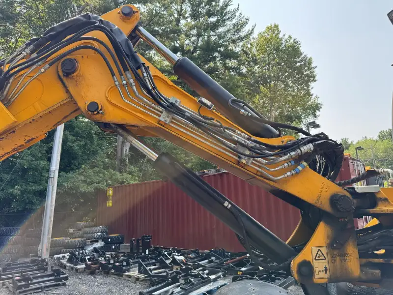 2017 JCB HYDRADIG 110W