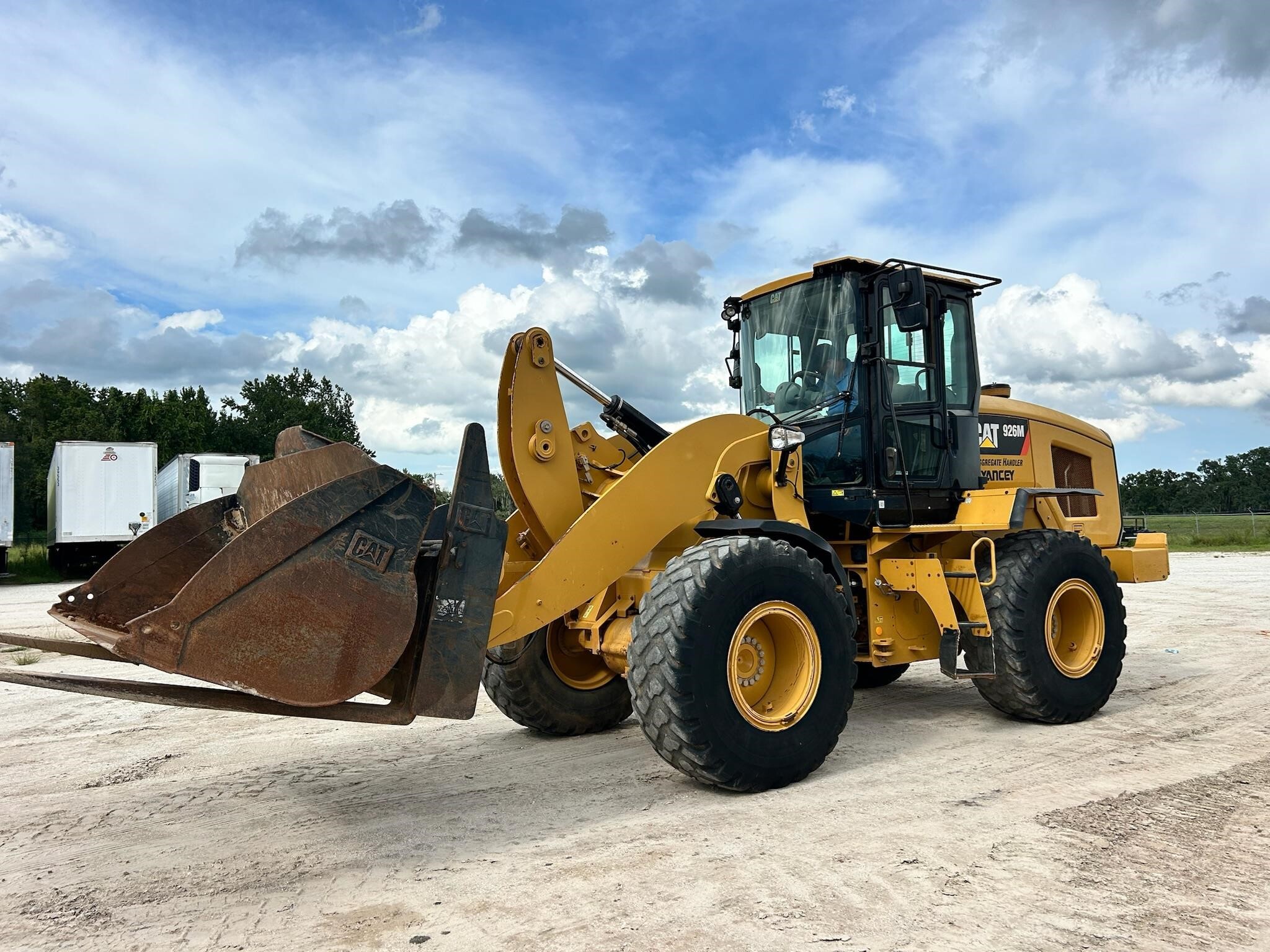 2015 CATERPILLAR 926M in Plant City, FL