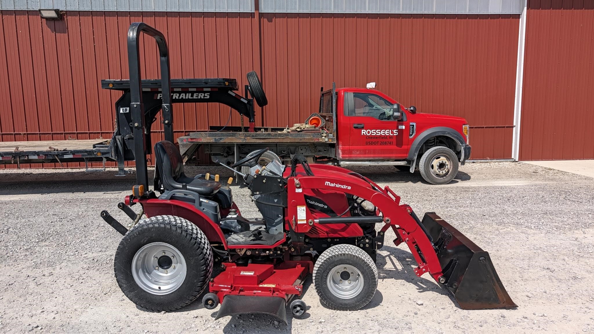 2014 MAHINDRA EMAX 22 HST in Lenox, MI