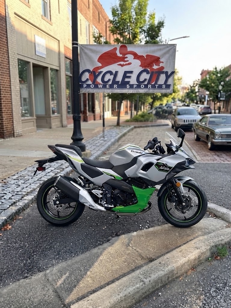 2024 Kawasaki Ninja 7 Hybrid ABS HYBRID ABS in Newnan, GA