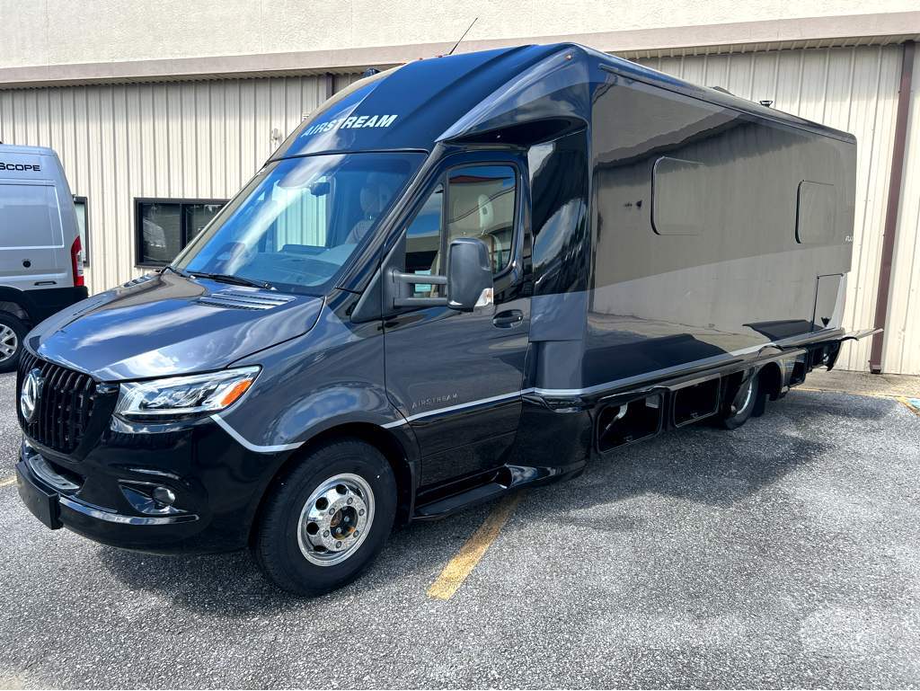 2027 Airstream Atlas 25RT Atlas 25RT in defuniak springs FL