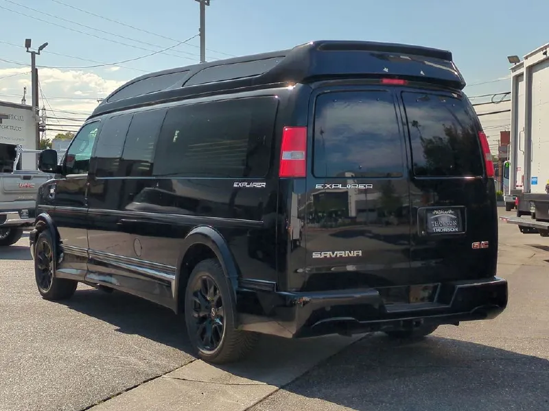 2025 GMC SAVANA