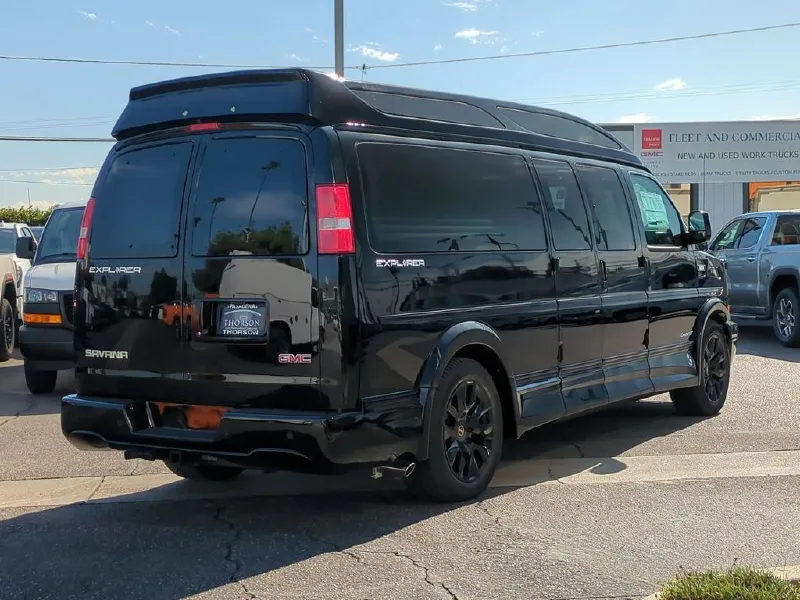 2025 GMC SAVANA