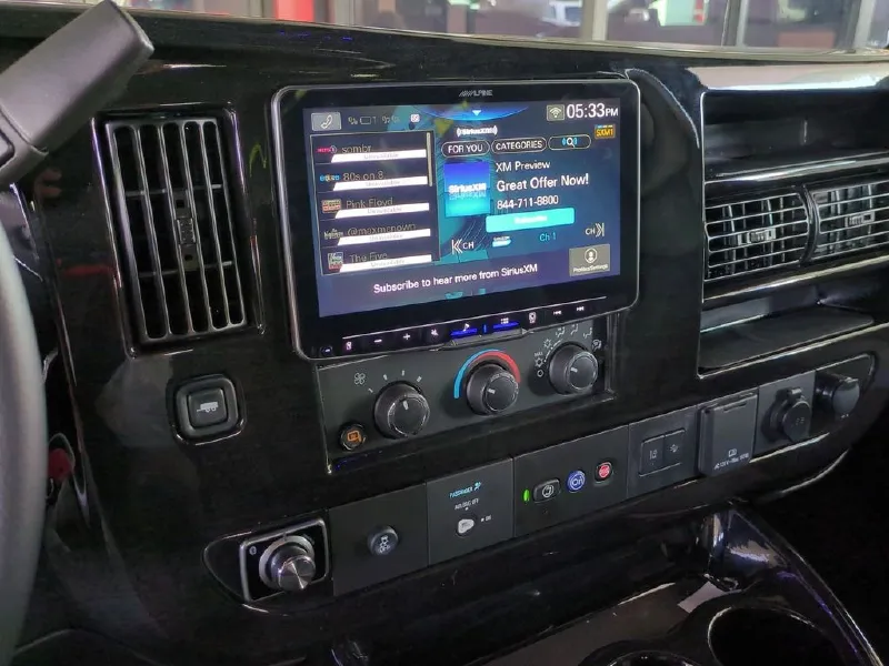 2025 GMC SAVANA