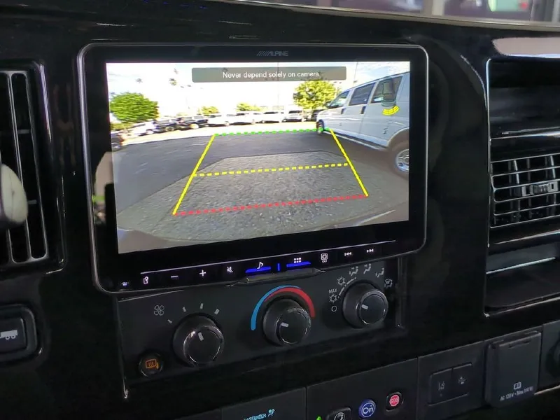 2025 GMC SAVANA