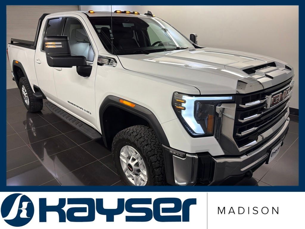 2024 GMC SIERRA in Madison, WI