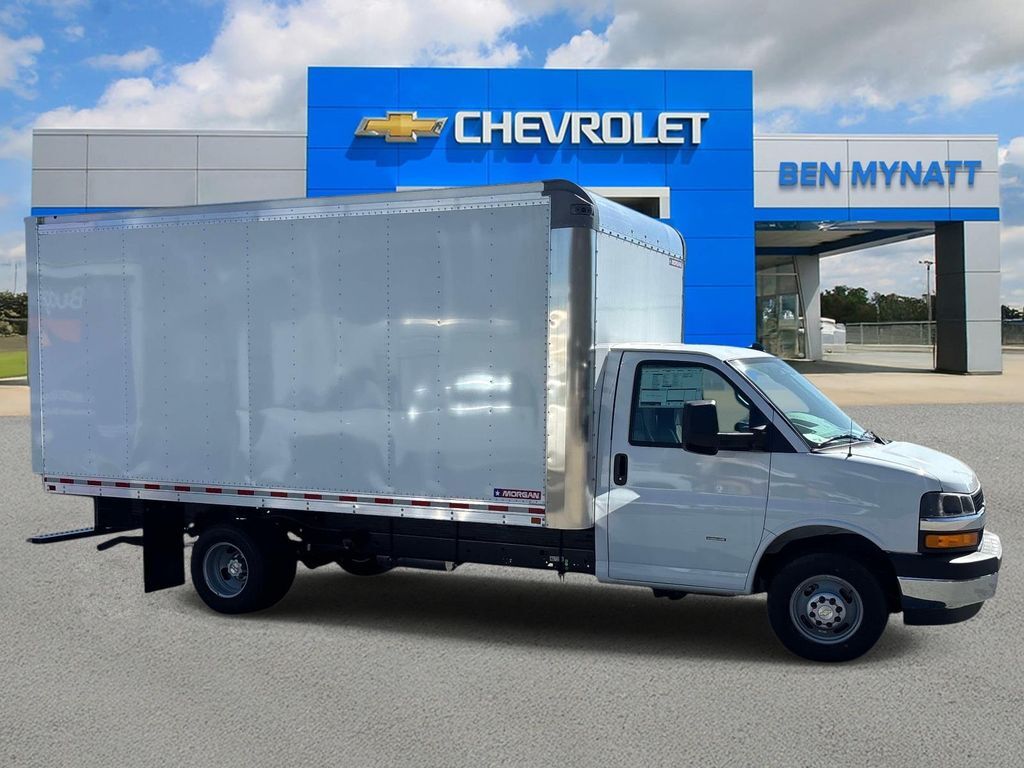 2025 CHEVROLET Express 3500 in Concord, NC