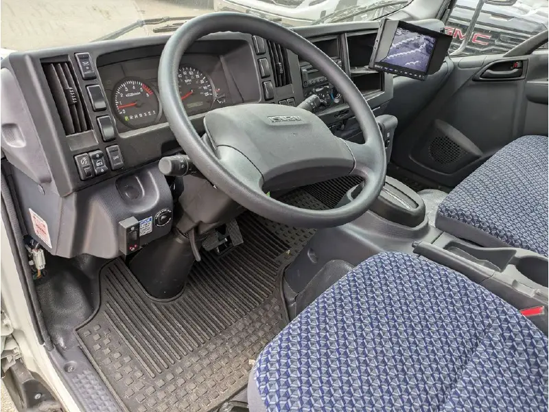 2024 Isuzu NRR