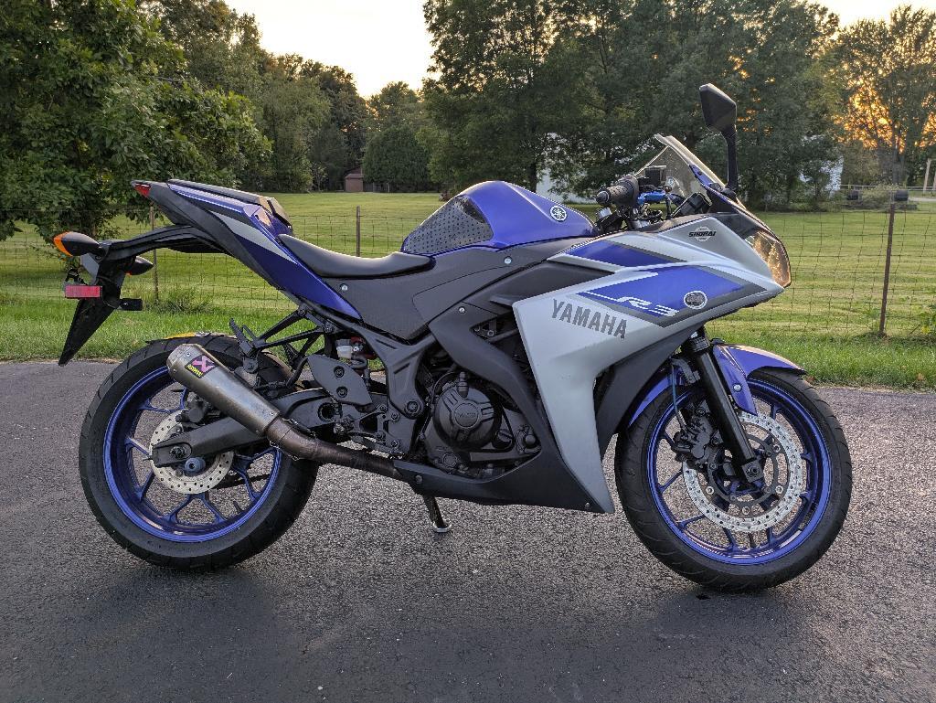 2015 Yamaha YZF R3 R3 in Sunbury, OH