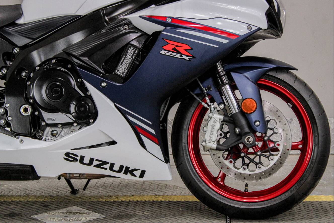 A photo of this 2025 Suzuki GSX-R600