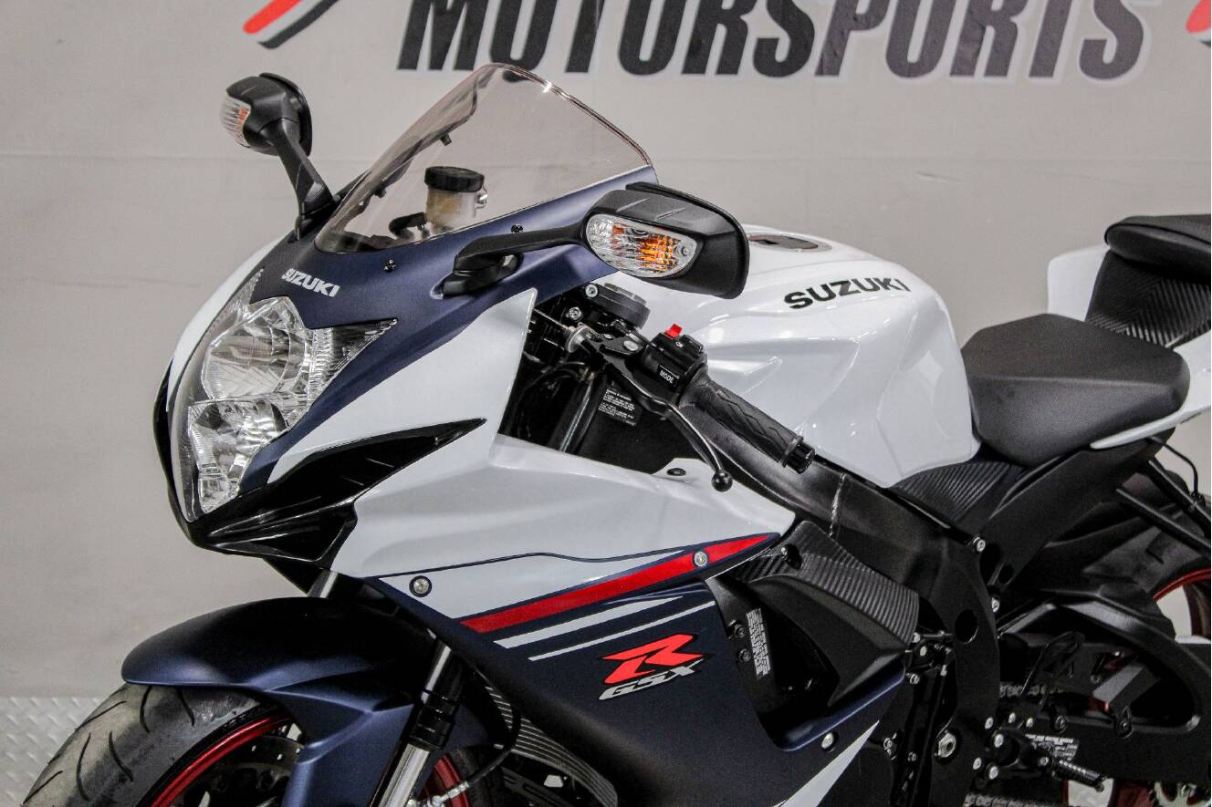 A photo of this 2025 Suzuki GSX-R600