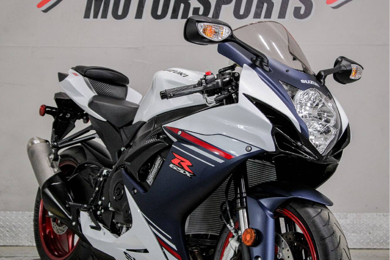 A photo of this 2025 Suzuki GSX-R600