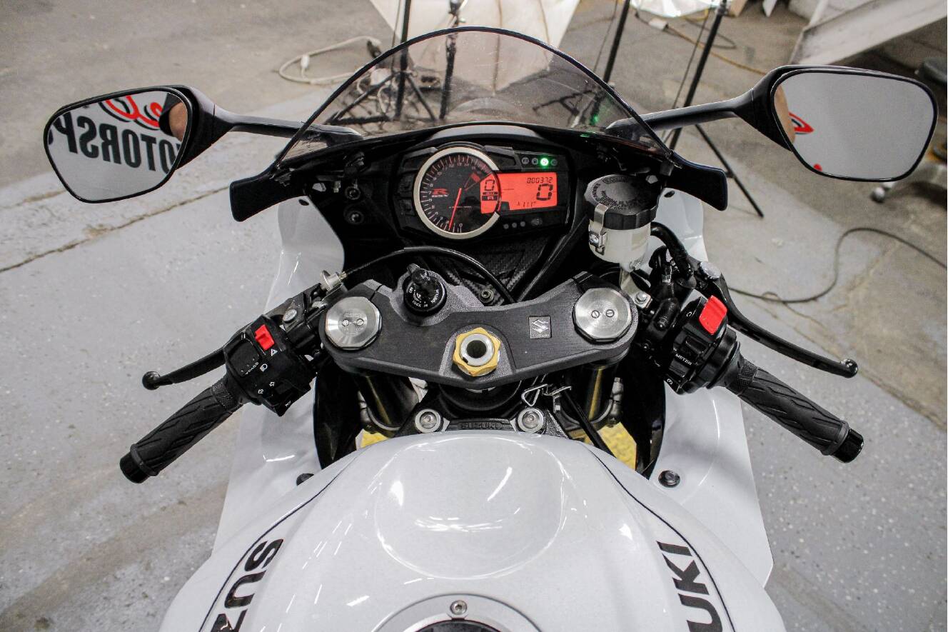 A photo of this 2025 Suzuki GSX-R600