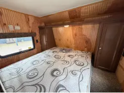 2017 Keystone Hideout 242LHS