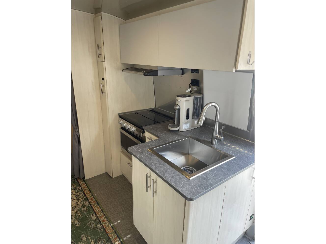 A photo of this 2023 Airstream FLYING CLOUD 25FB TWIN