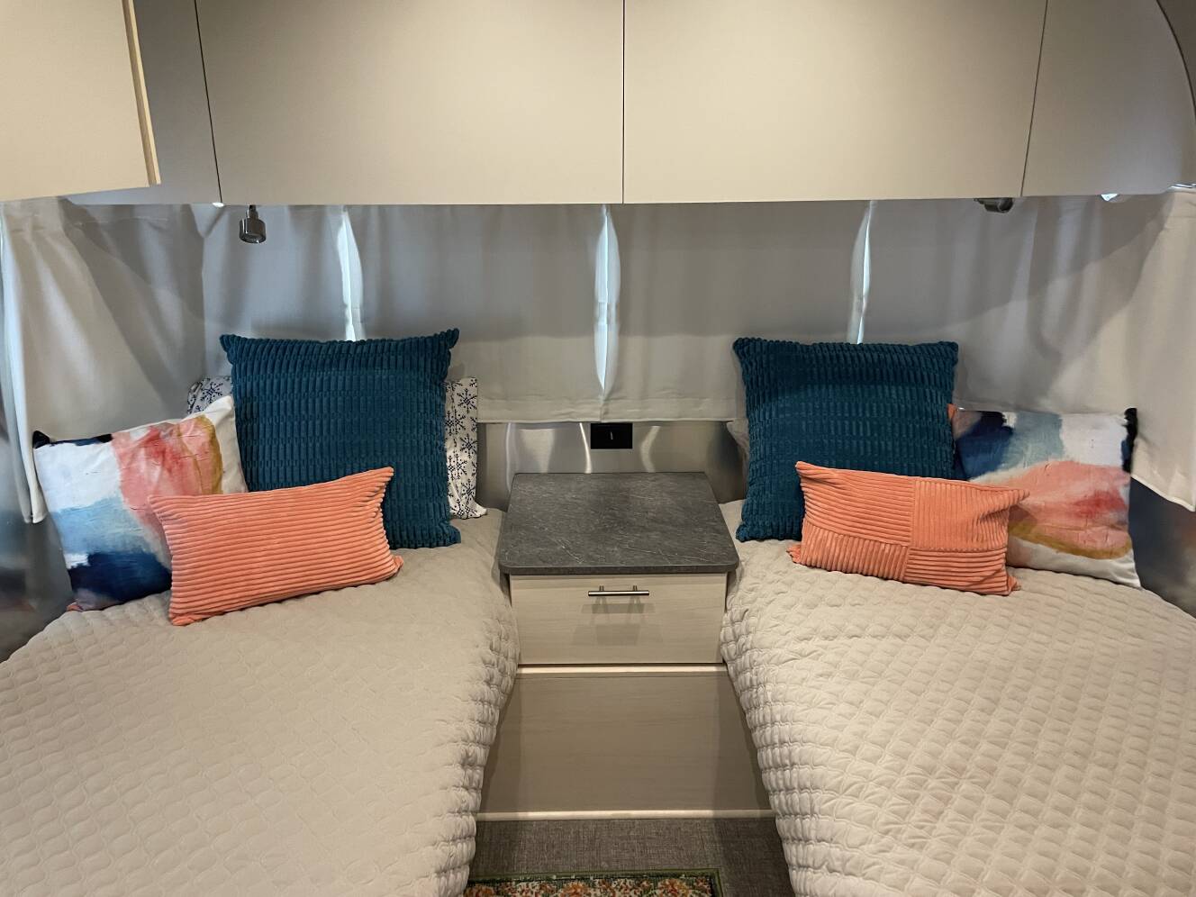 A photo of this 2023 Airstream FLYING CLOUD 25FB TWIN