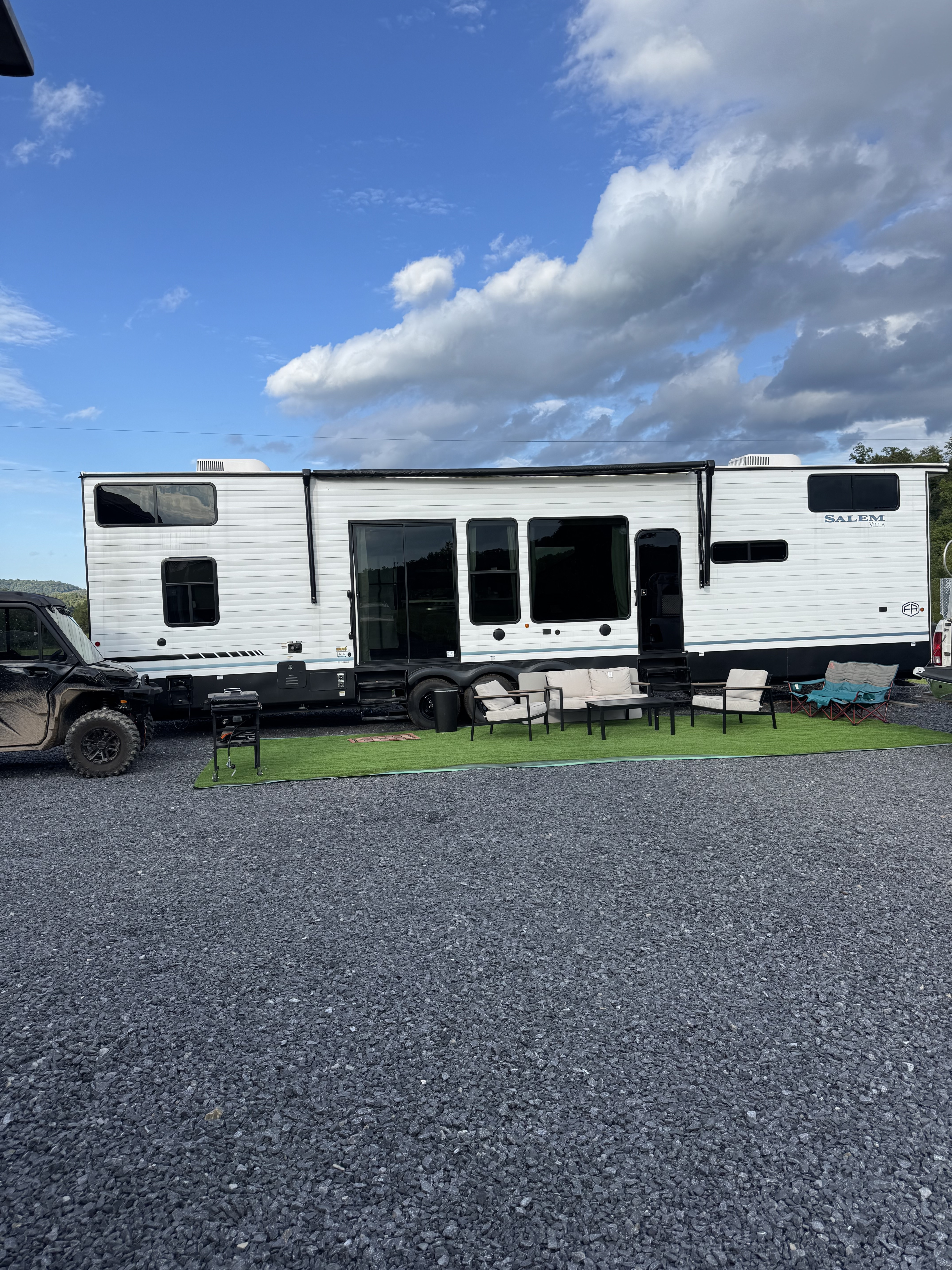 2026 Forest River SALEM VILLA 40ZZZ RV