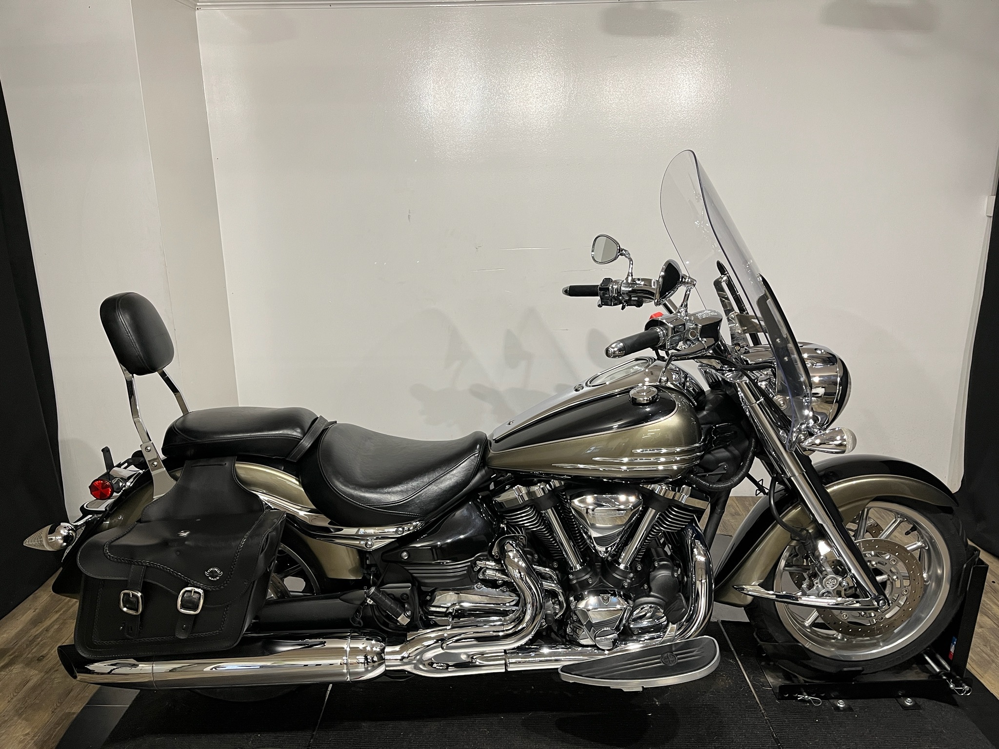 2006 Yamaha Roadliner in Wauconda, IL