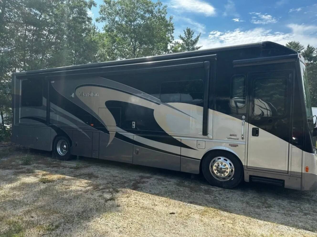 A photo of this 2016 Itasca Meridian 36M