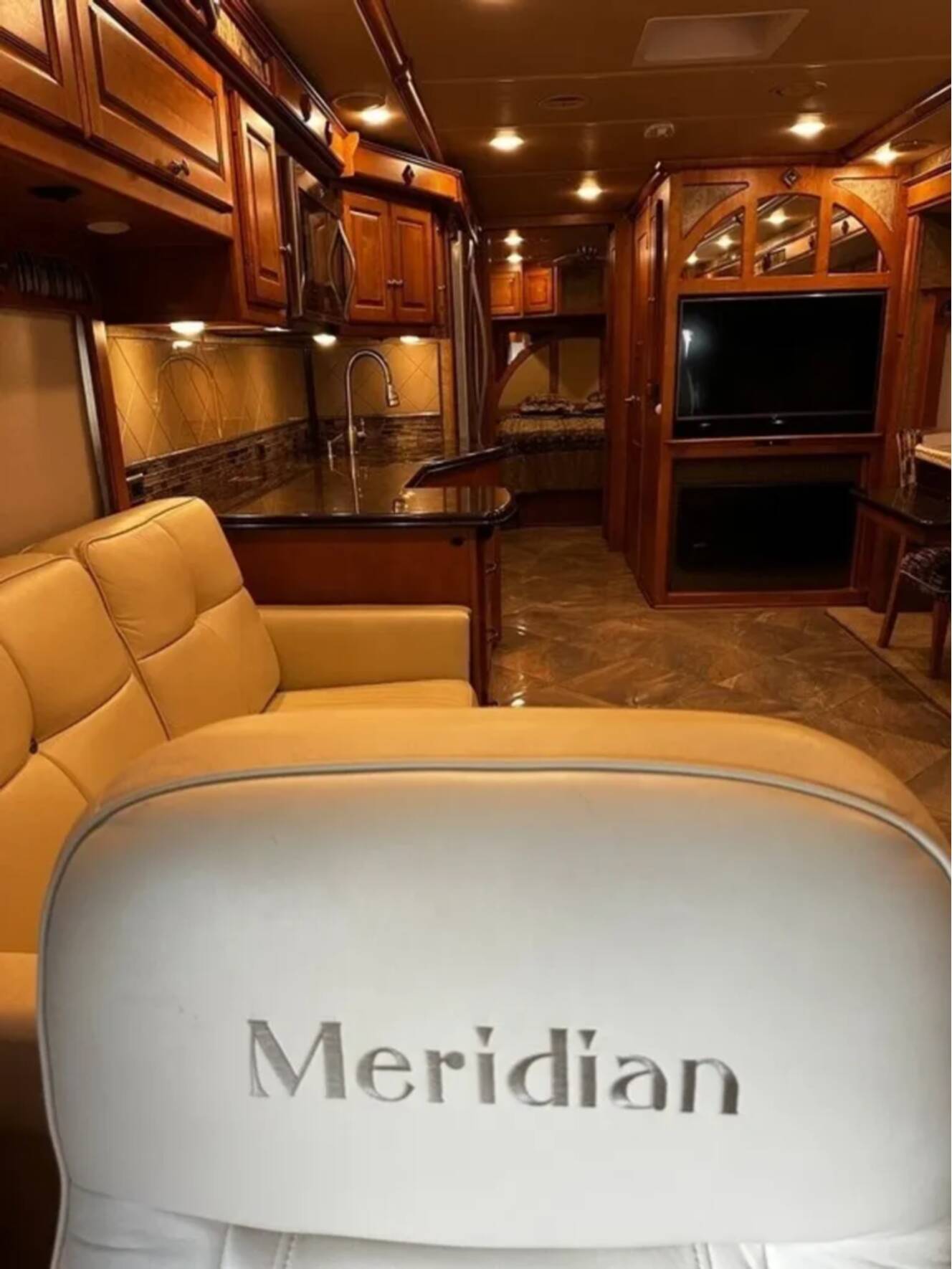 A photo of this 2016 Itasca Meridian 36M