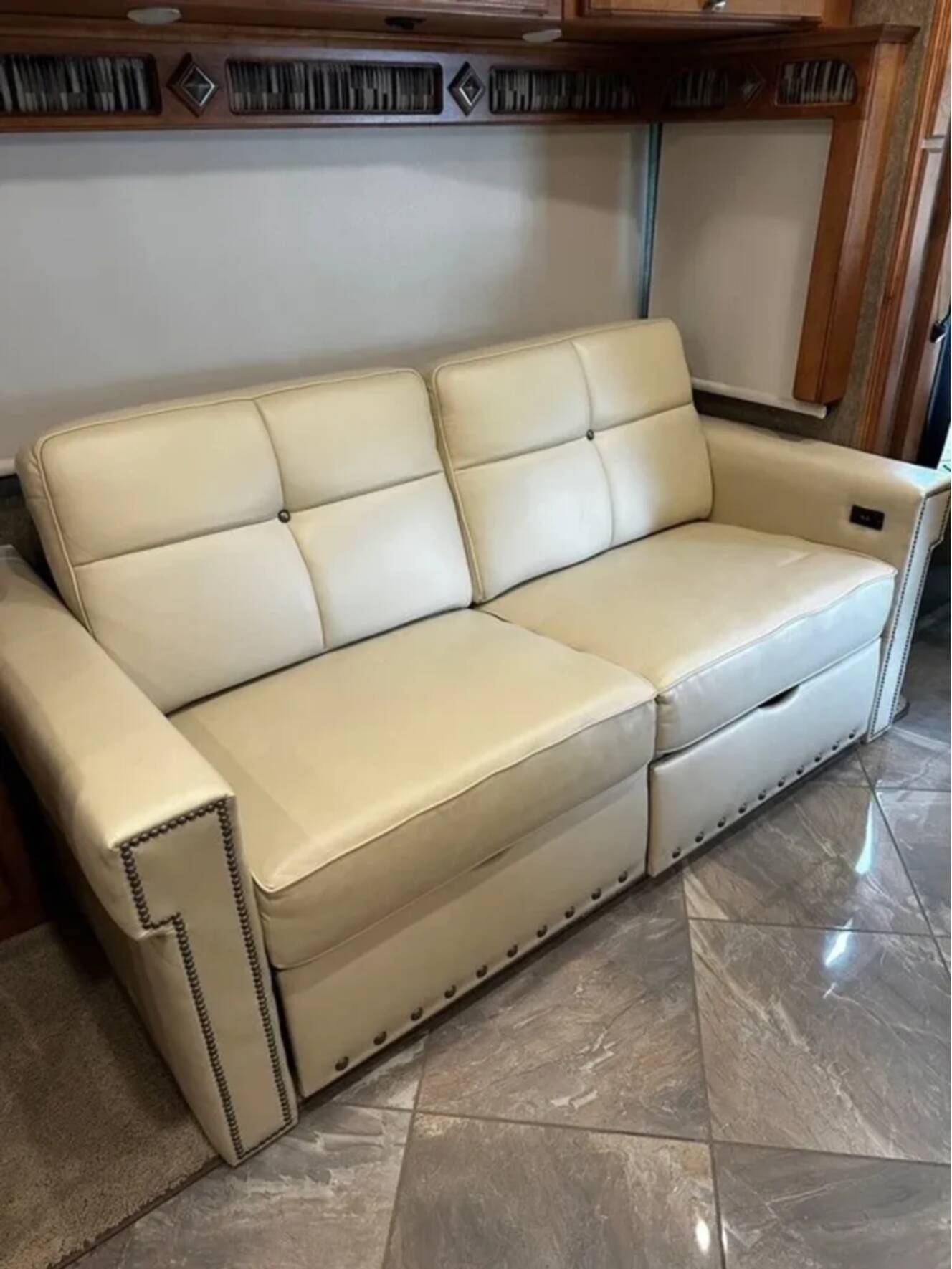 A photo of this 2016 Itasca Meridian 36M