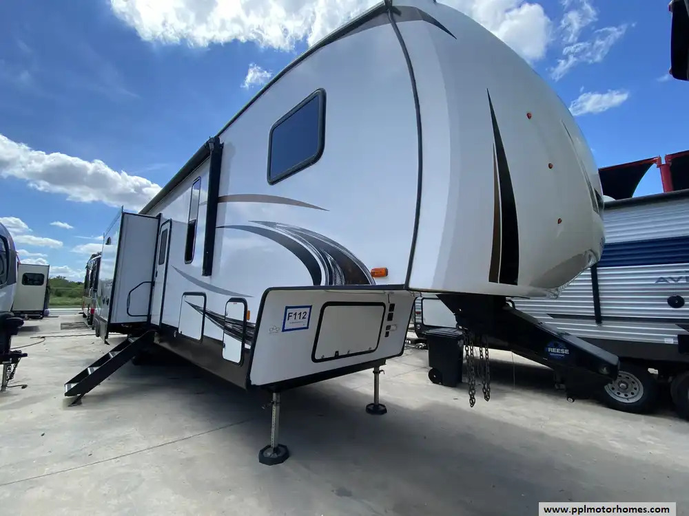 2022 Forest River Sabre Cobalt 38DBQ4 in new braunfels TX