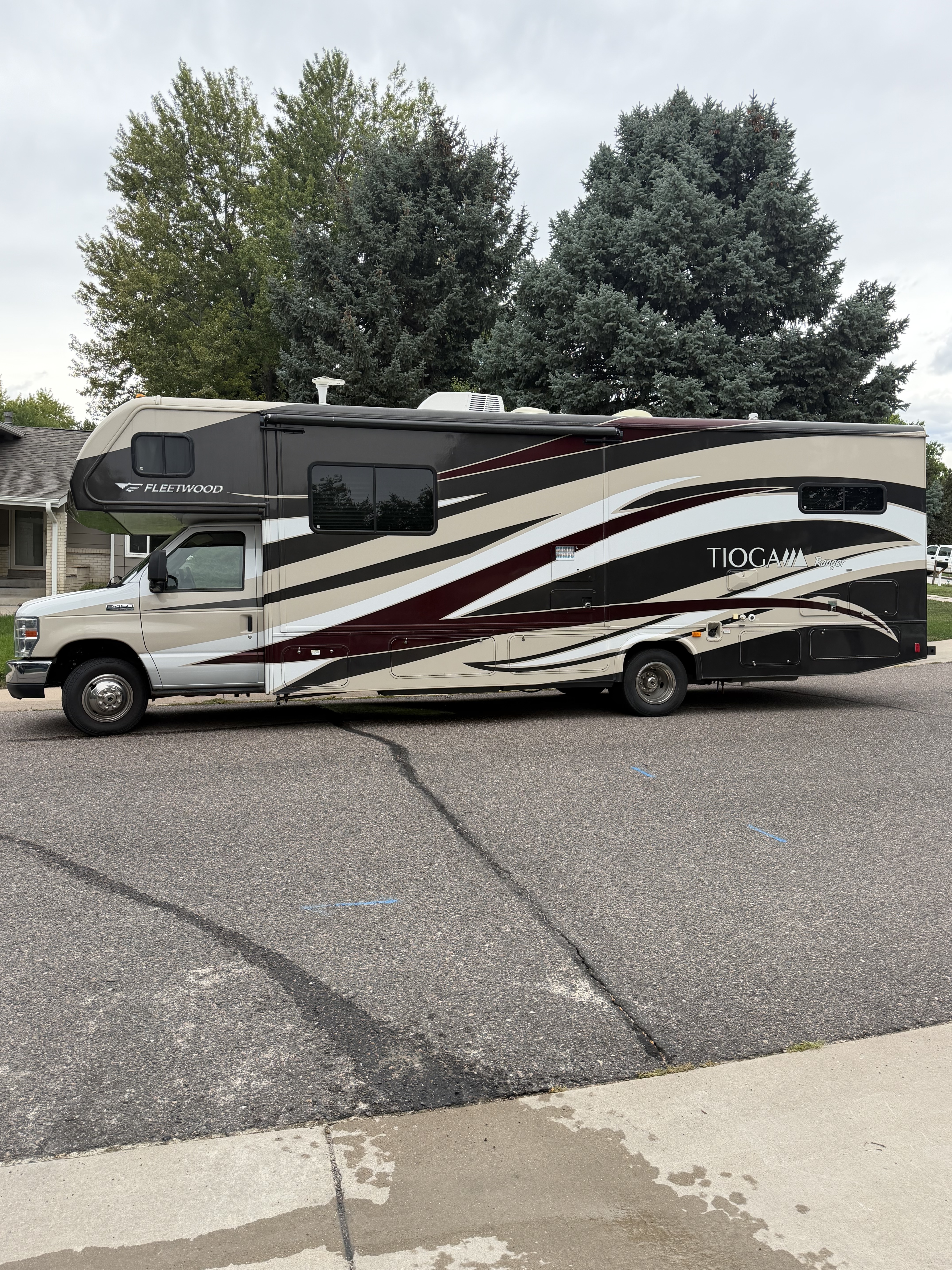 2013 Fleetwood TIOGA RANGER 31N in littleton CO