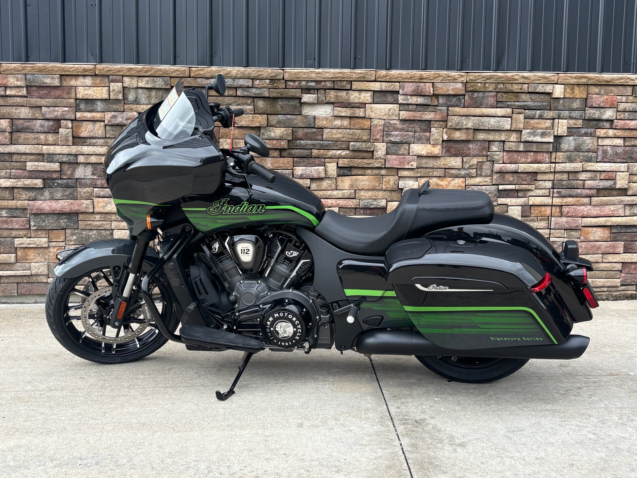 2026 Indian Motorcycle Chieftain® PowerPlus Dark Horse Signature Series DARK HORSE in Columbia, MO