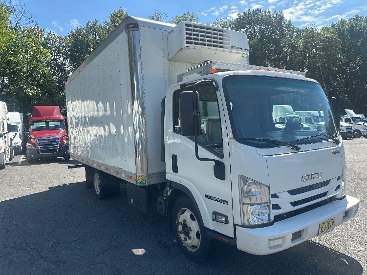 2021 ISUZU NPR XD in Dayton, NJ