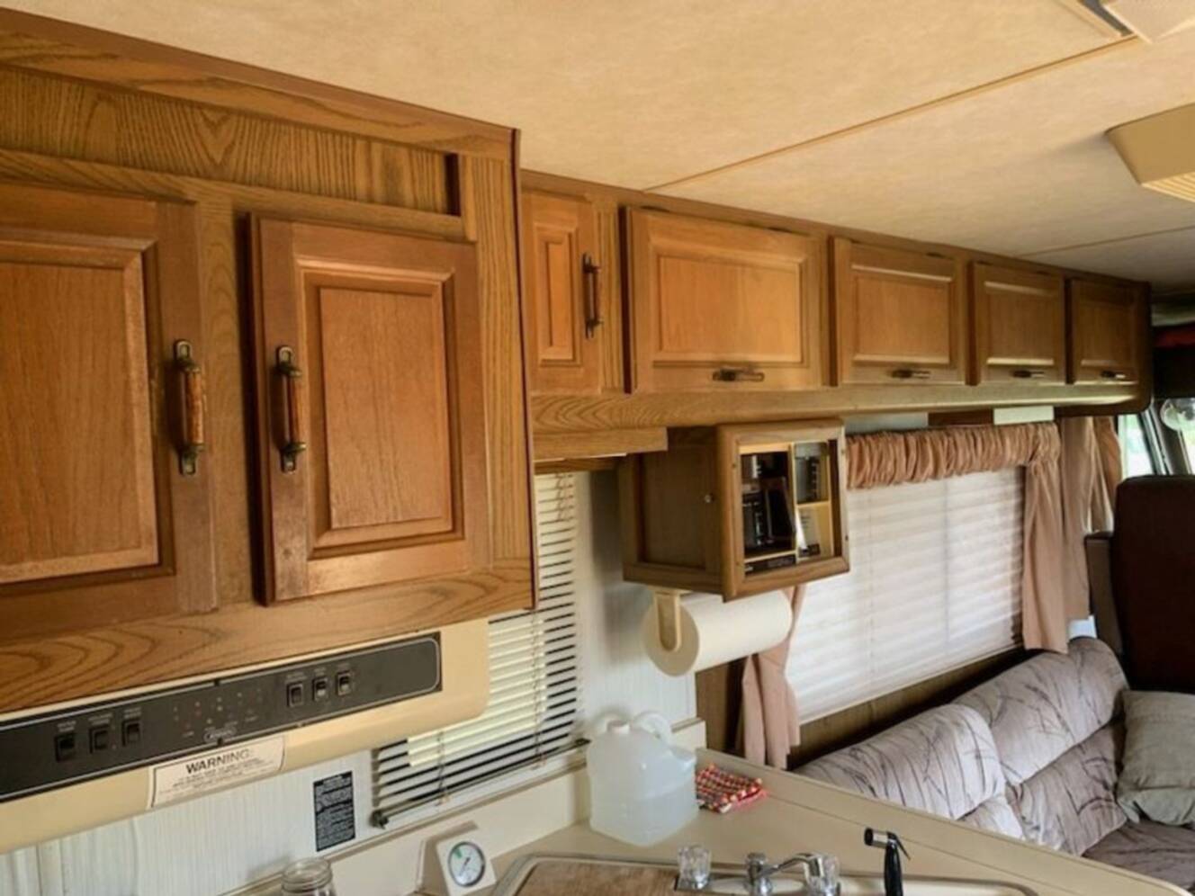 A photo of this 1986 Georgie Boy Cruise Air II