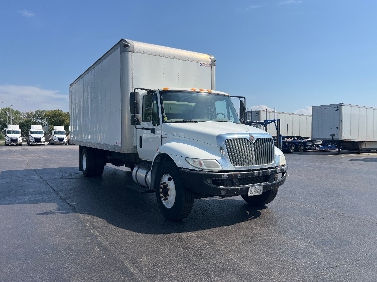 2012 INTERNATIONAL 4300 in Melrose Park, IL