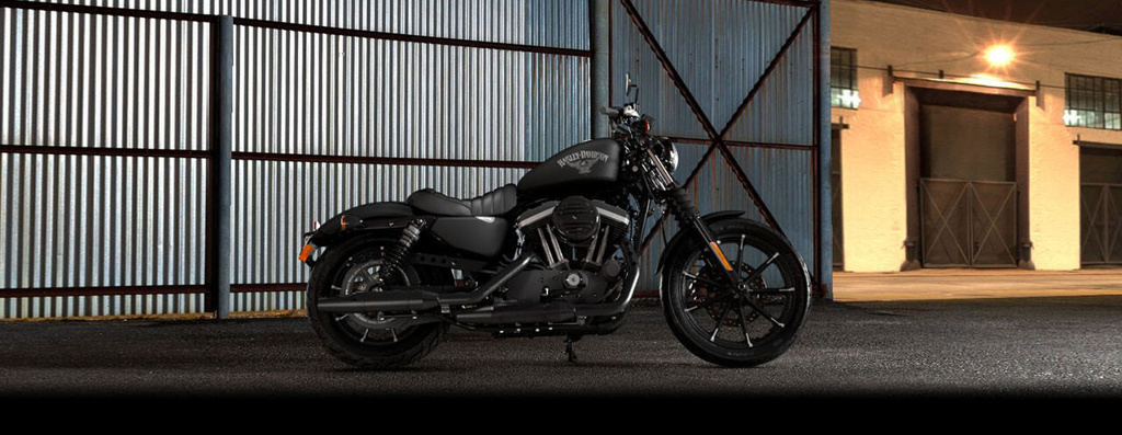 2017 Harley-Davidson Sportster Iron 883 in Peoria, AZ