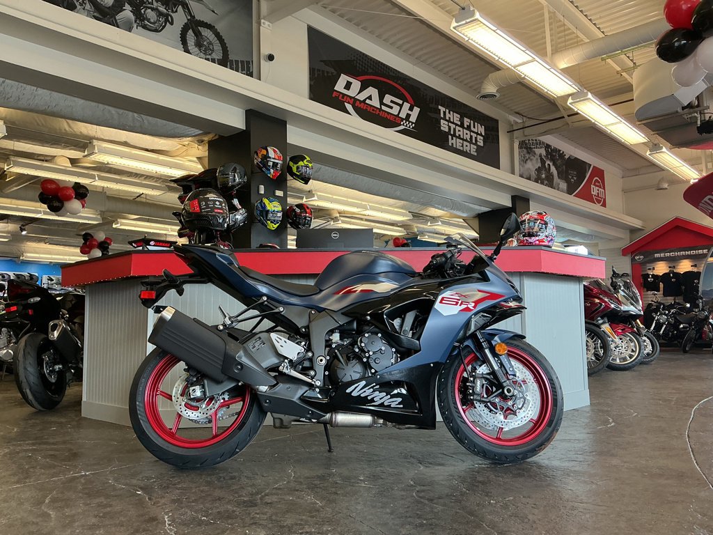 2027 Kawasaki Ninja ZX-6R ABS ABS in Canandaigua, NY