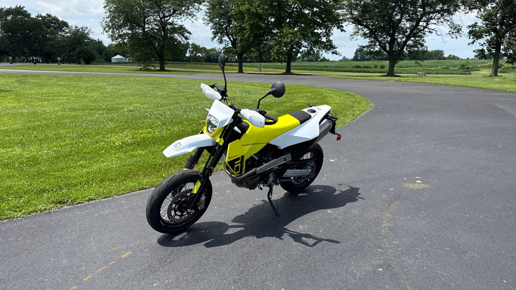 2026 Husqvarna Motorcycles Supermoto 701 701 in Effingham, IL