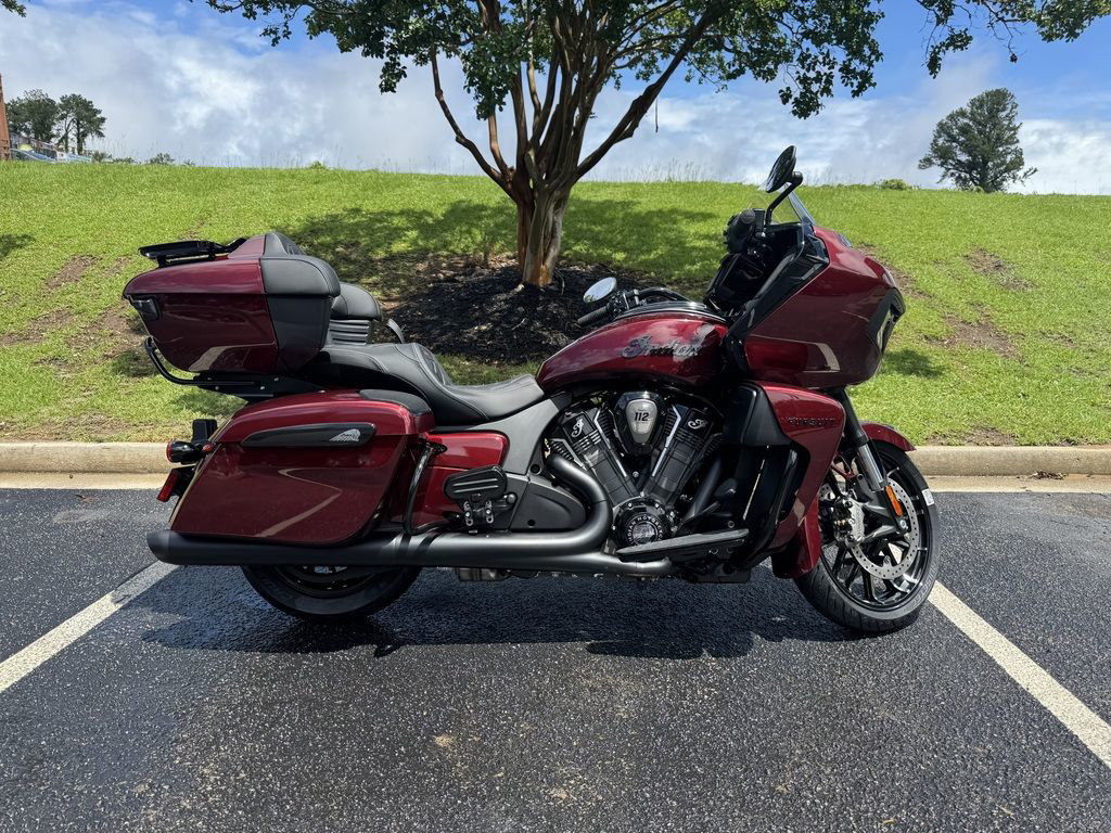 2026 Indian Pursuit Dark Horse 112 w/ PowerBand Audio Maroon DARK HORSE in Augusta, GA