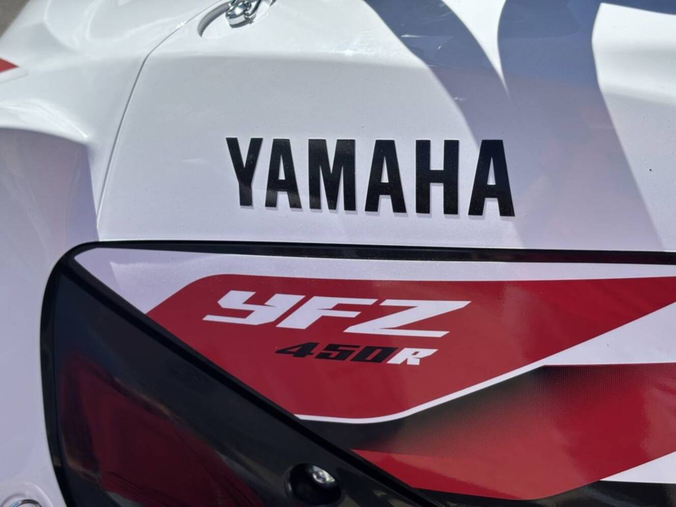 A photo of this 2026 Yamaha YFZ 450R SE