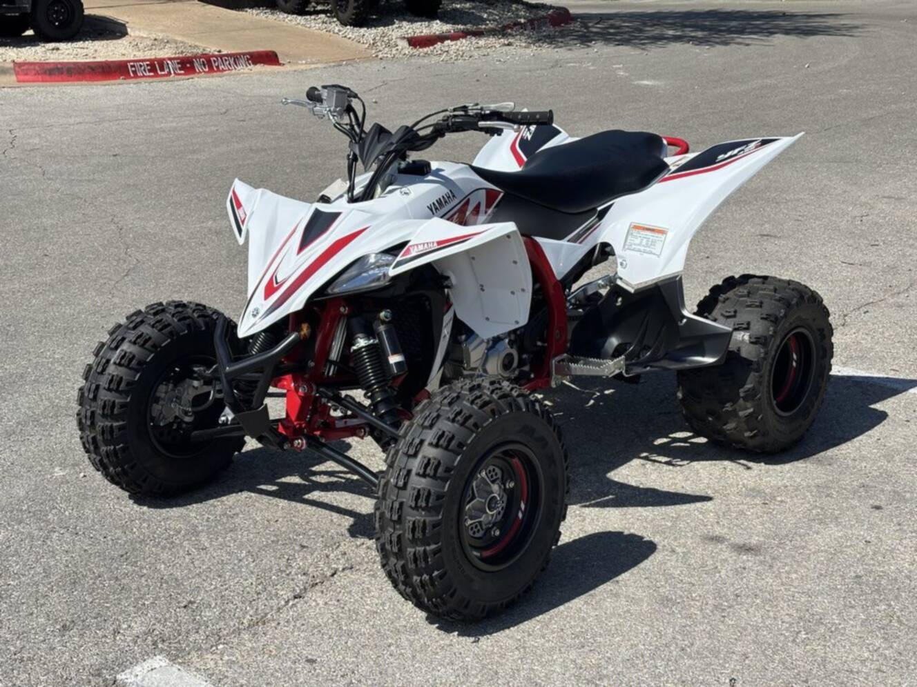 A photo of this 2026 Yamaha YFZ 450R SE