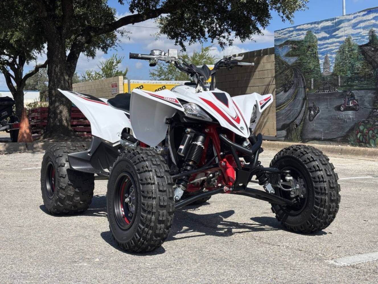 A photo of this 2026 Yamaha YFZ 450R SE