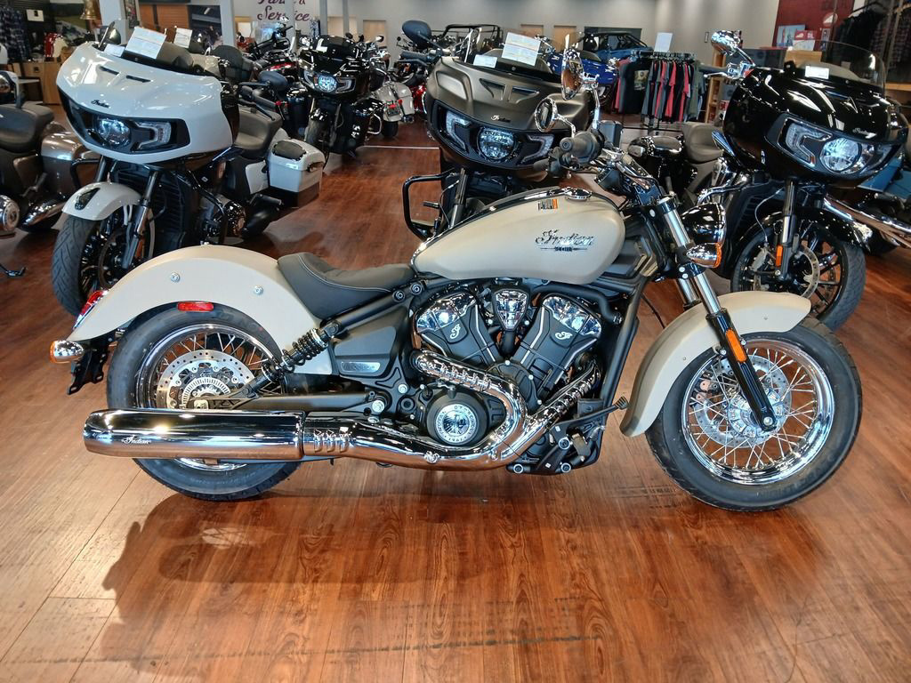 2025 Indian Scout Classic Limited +Tech Ghost White Metallic LIMITED + TECH in Ocala, FL