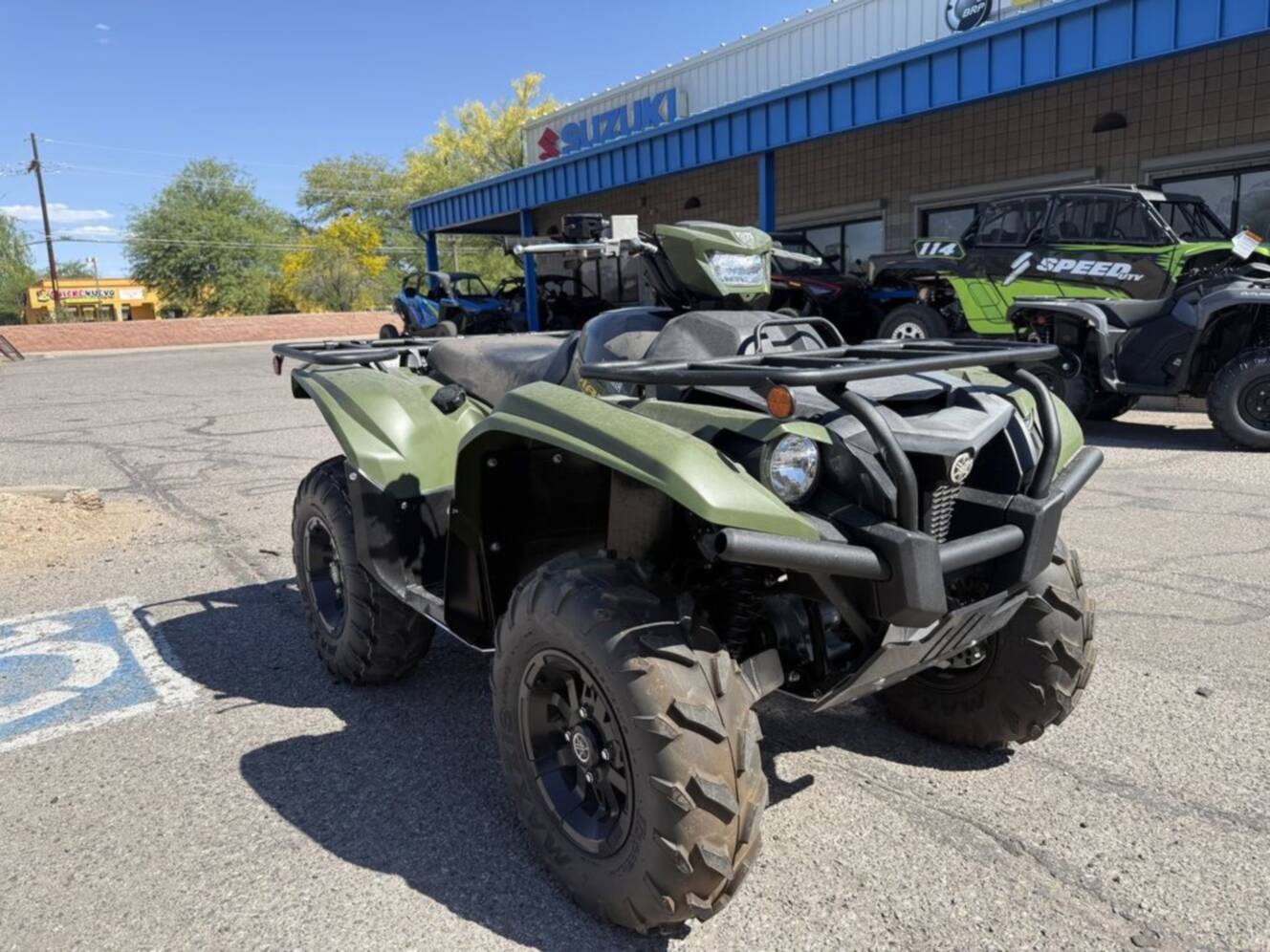 A photo of this 2025 Yamaha Kodiak 700 EPS