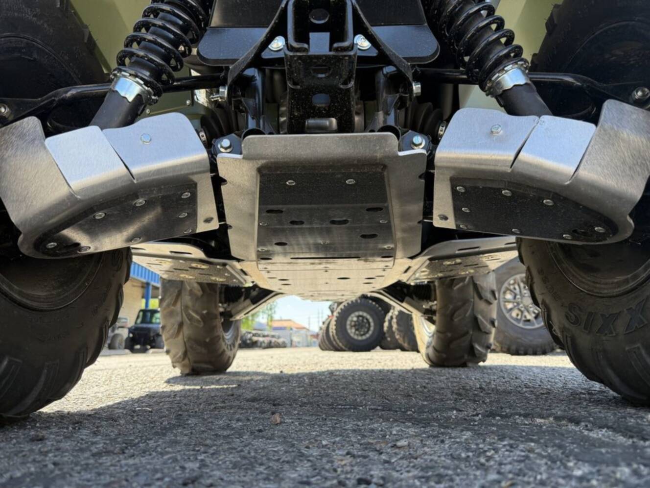 A photo of this 2025 Yamaha Kodiak 700 EPS